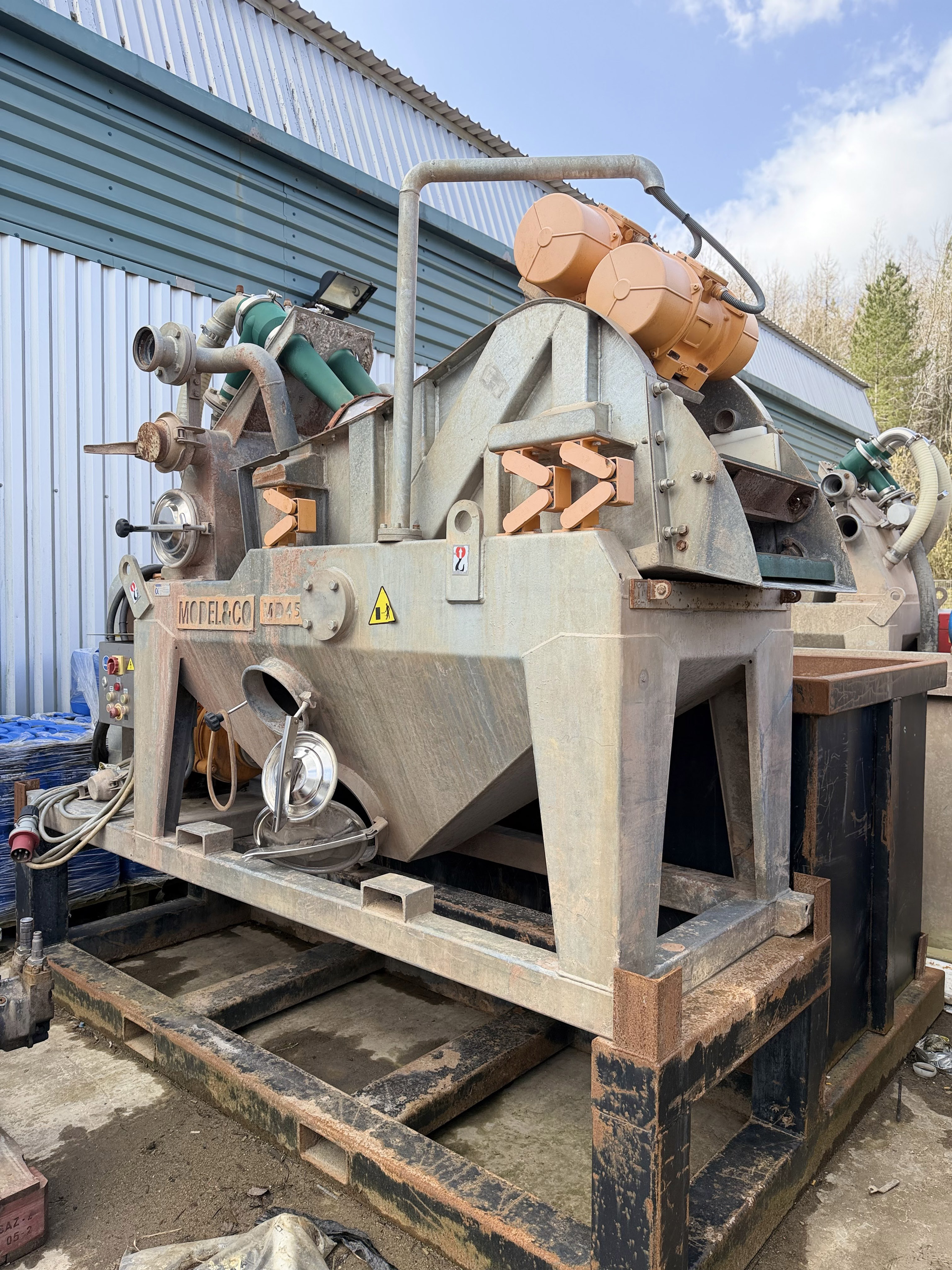(X2) Model & CO MD45 Mud Desander 2018